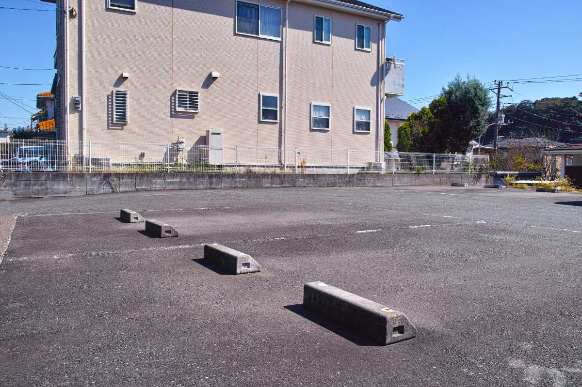 駐車場・倉庫